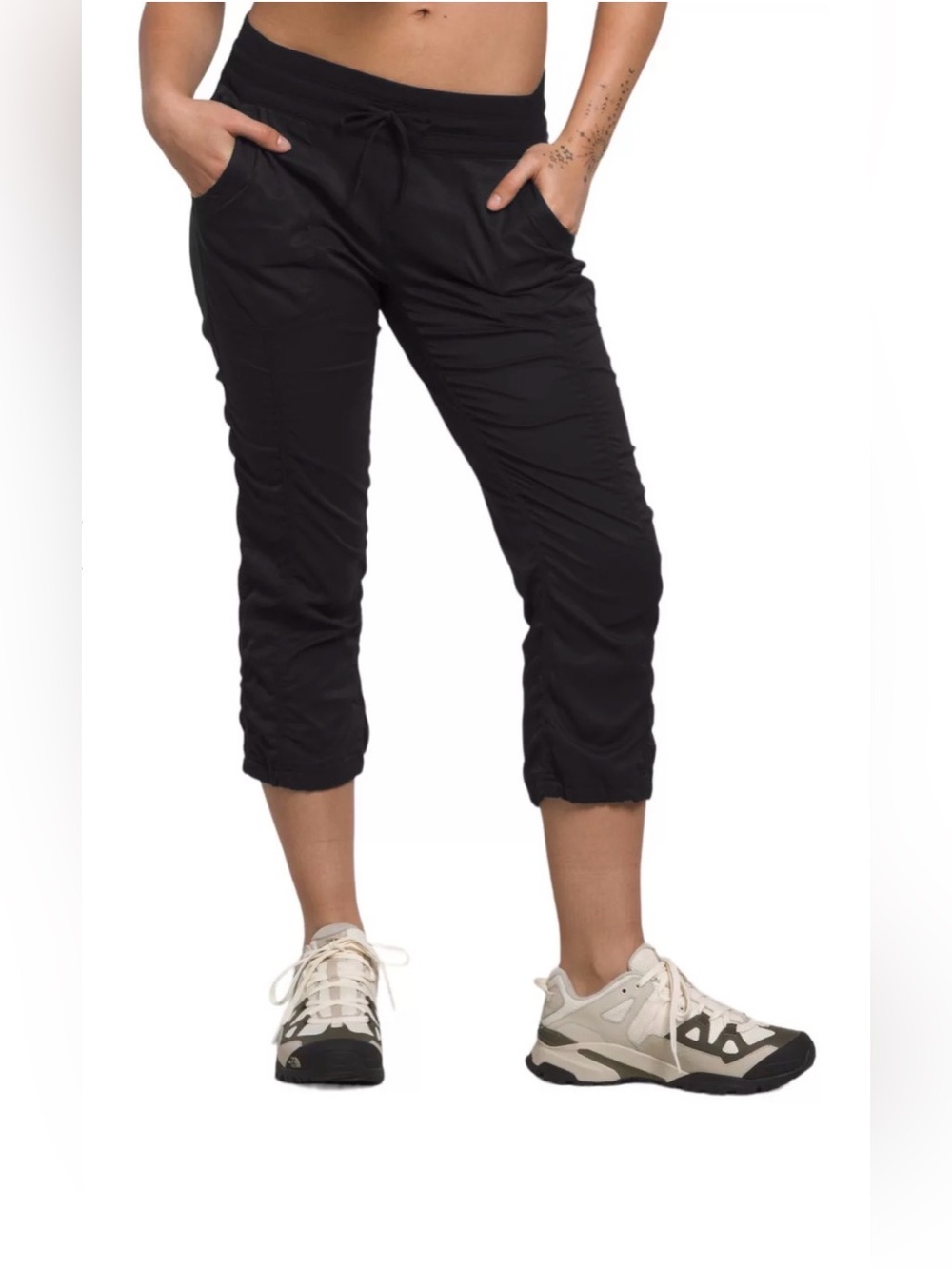 The North Face Aphrodite 2.0 Capri Pant  TNF Black Size XL - NEW WITH TAGS